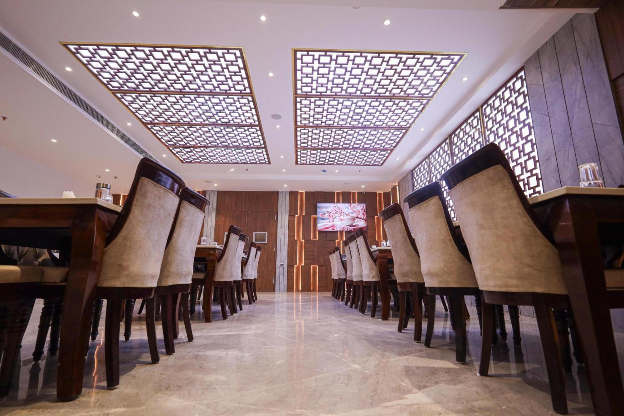 The Royal Legacy Hotel Lucknow Exterior foto